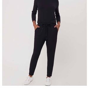 Lou & Grey Signaturesoft Sweatpants